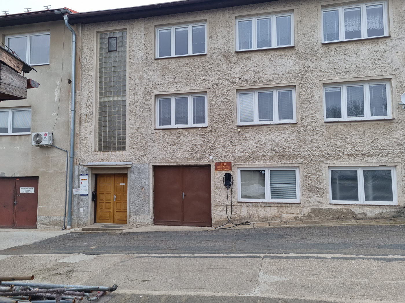 Pronájem nebytového prostoru s plochou 151,20 m2